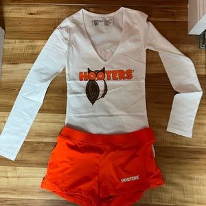 Xs Long sleeve hooters girl uniform